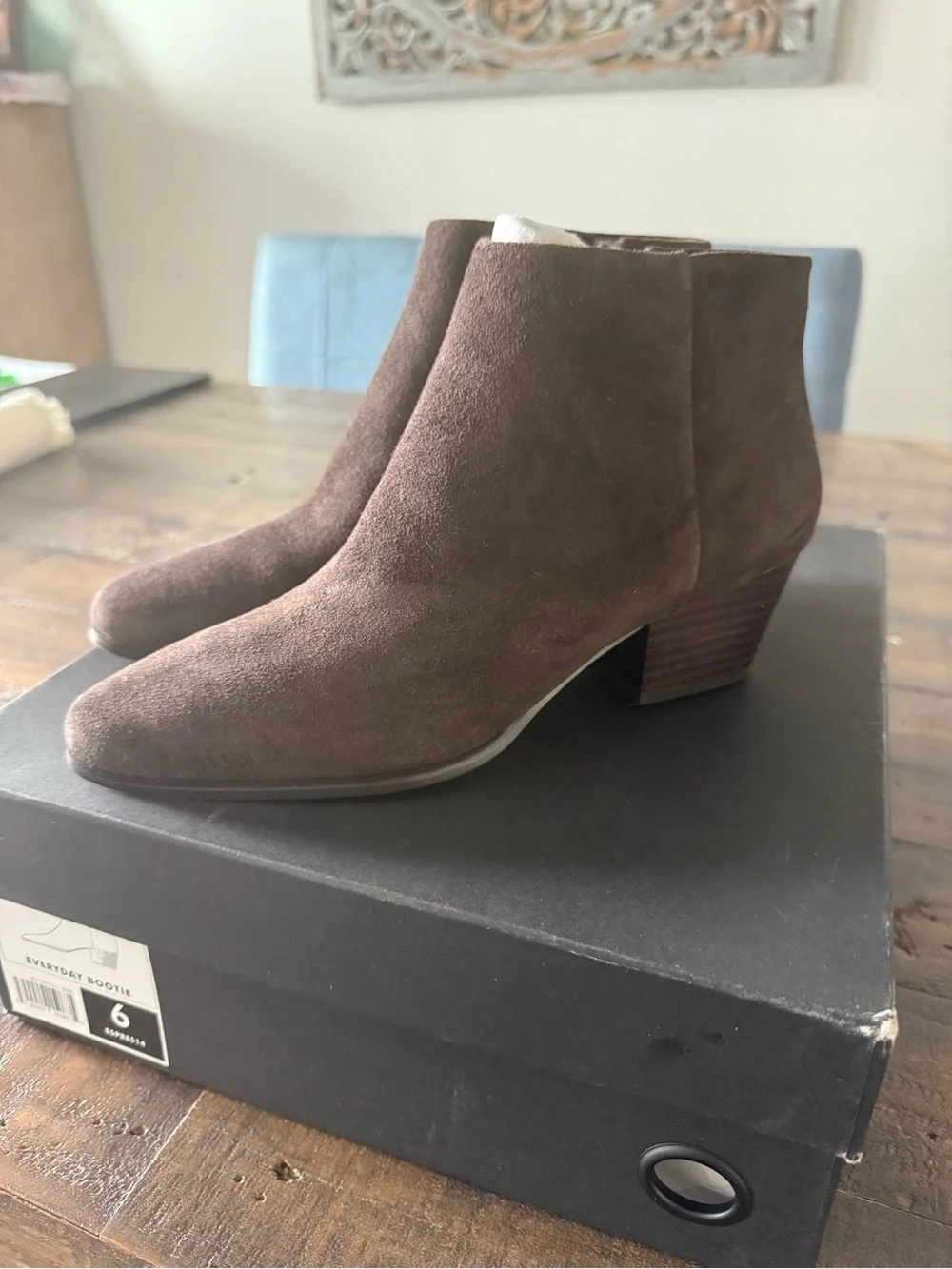 Banana Republic Everyday Bootie - Espresso Suede - Sz 6-NWT-Women’s Brown Suede